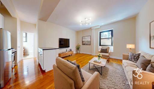 ✨Don’t Miss Out on This Ultra Spacious 1 Bedroom Home!✨ – photo 1