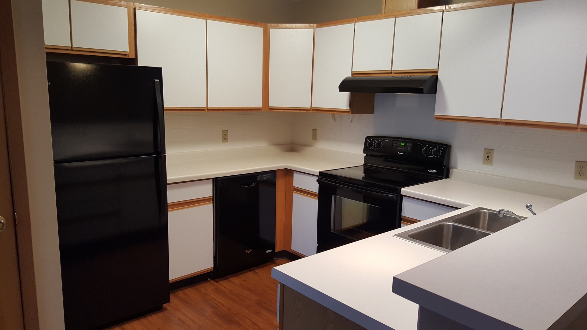 Pinedale Apartments 10 of 12