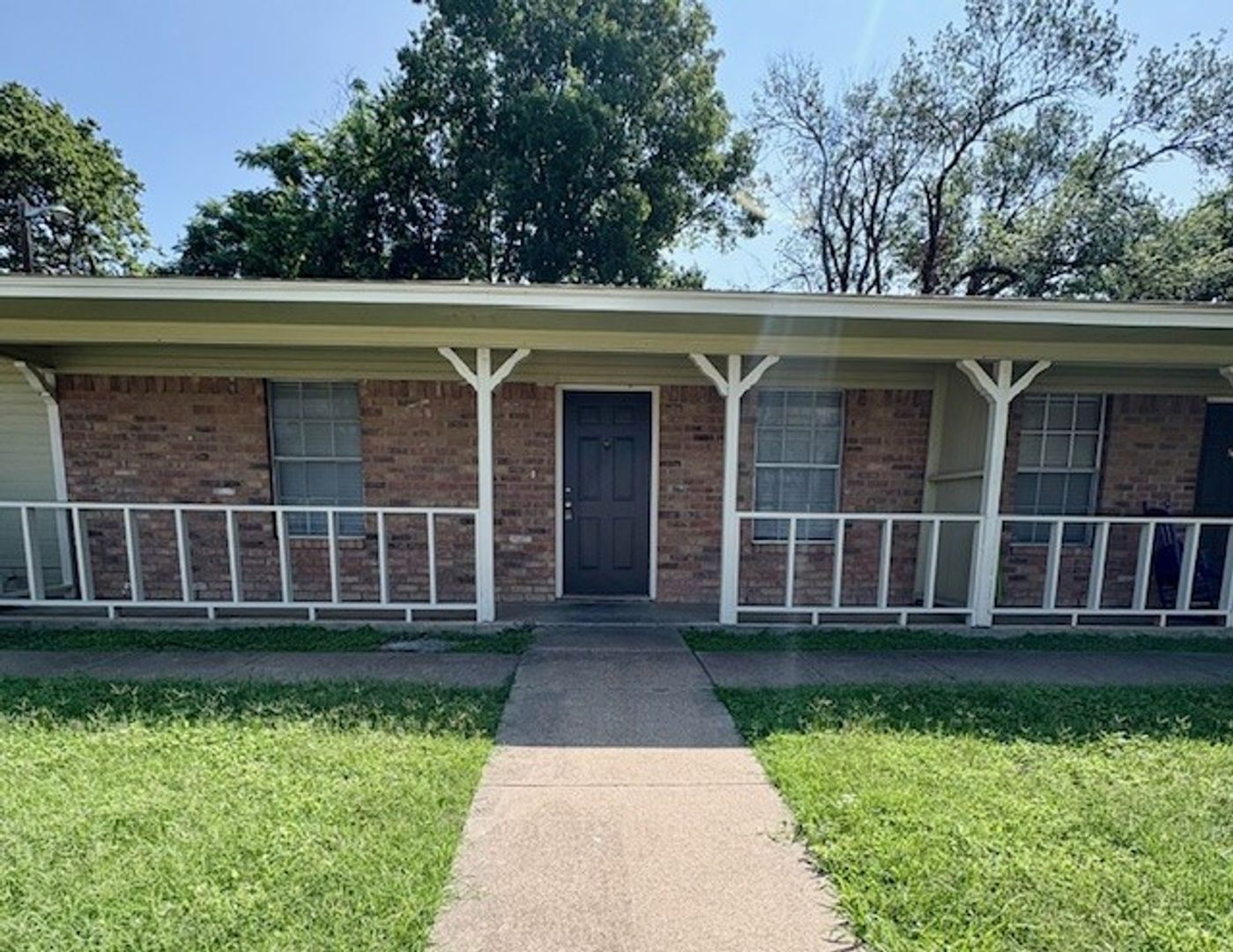2632 Colonial