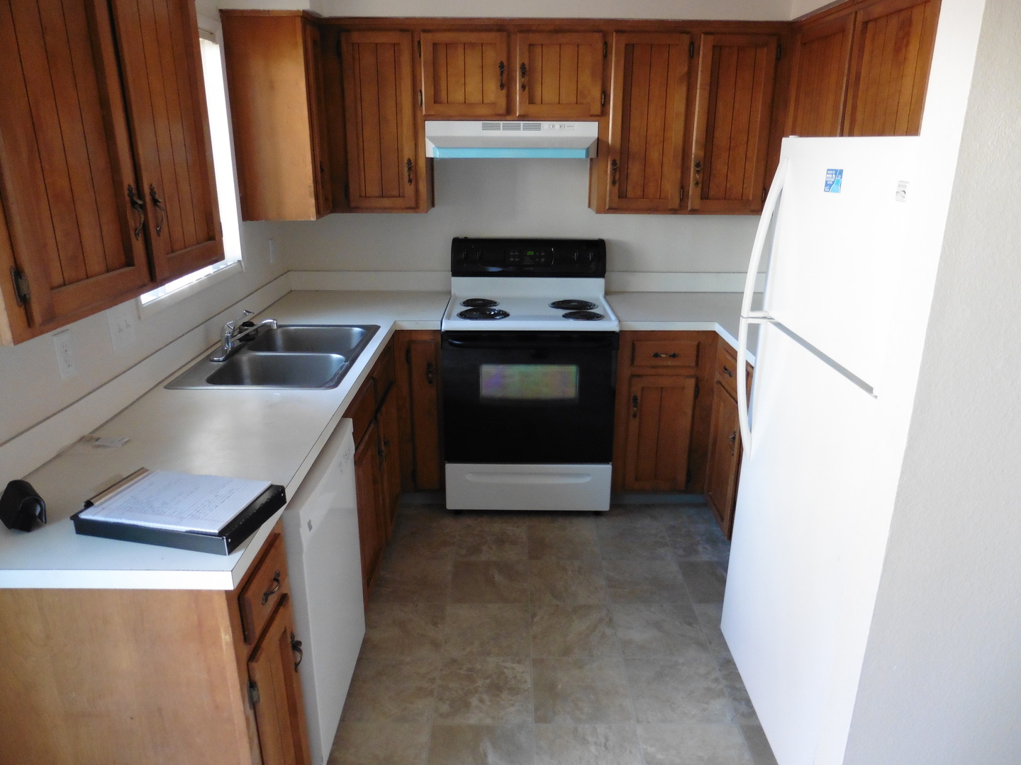 Keizer Apartment: 1175 Clearview Avenue NE