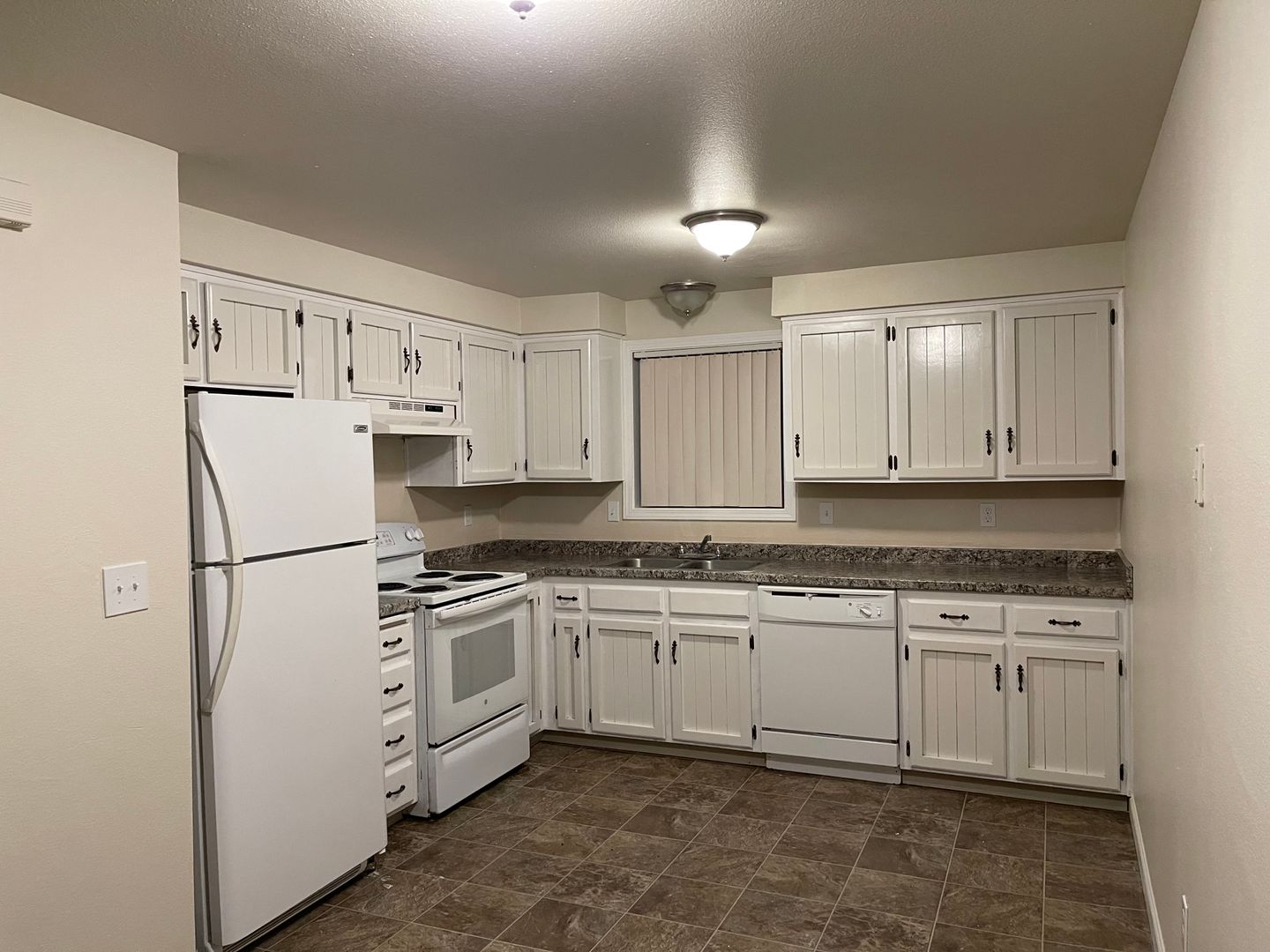 Keizer Apartment: 1175 Clearview Avenue NE