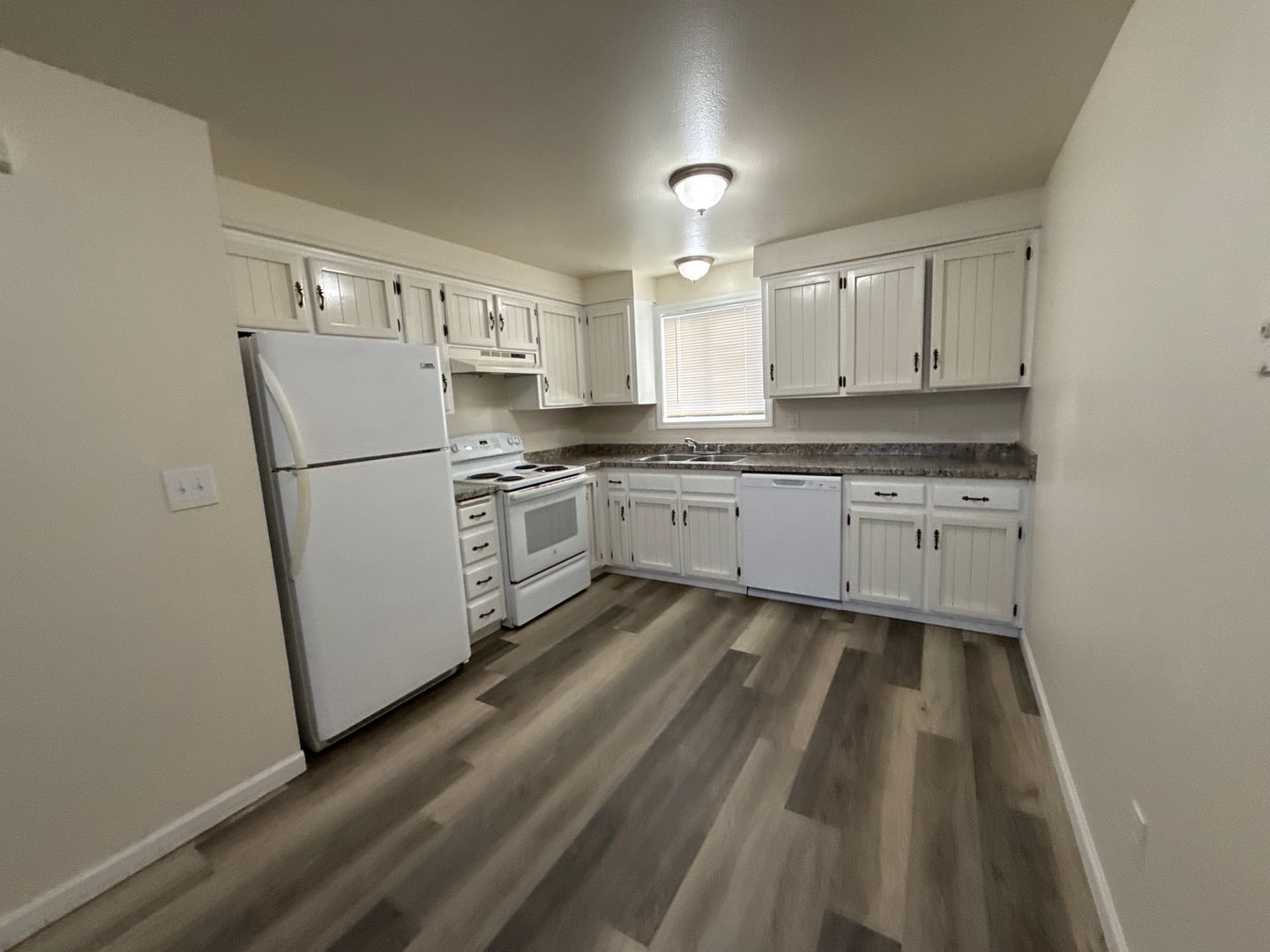 Keizer Apartment: 1175 Clearview Avenue NE