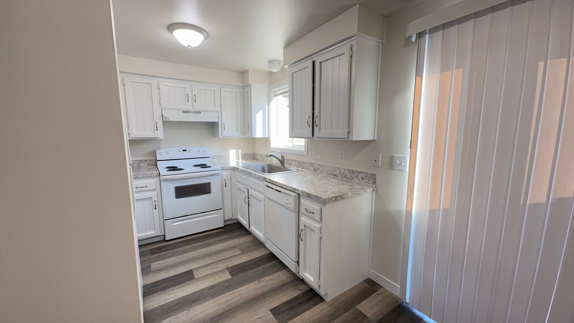 Keizer Apartment: 1175 Clearview Avenue NE