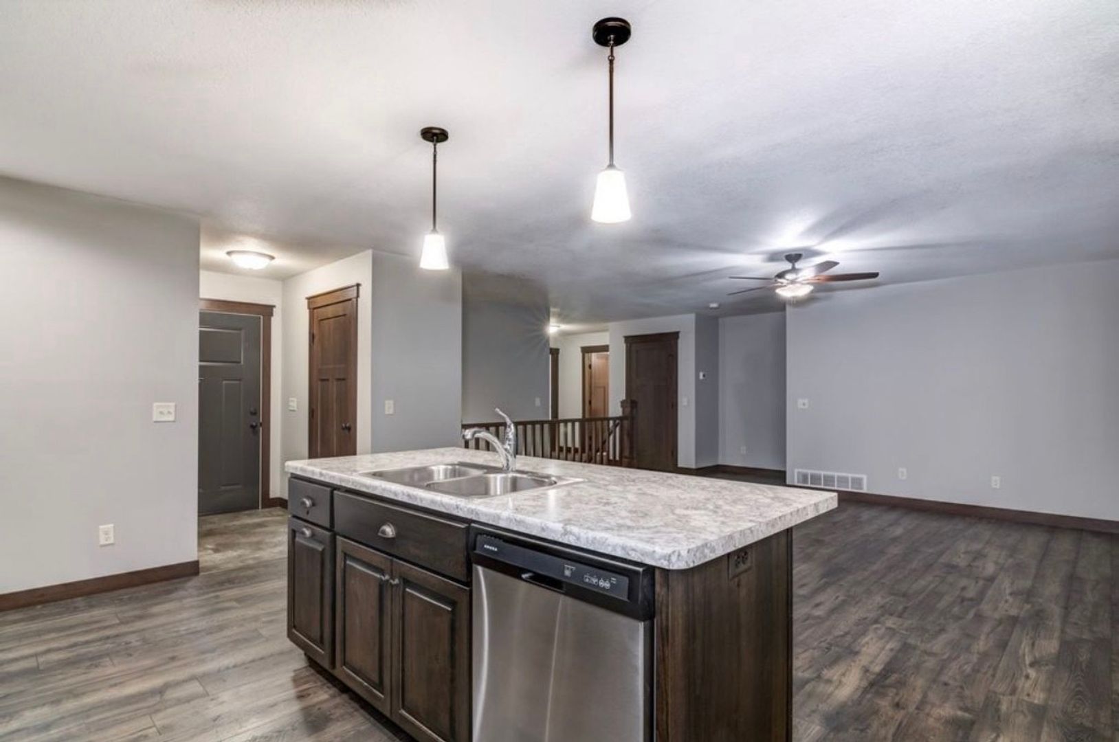 Eau Claire Townhome: 971 Daisy Lane