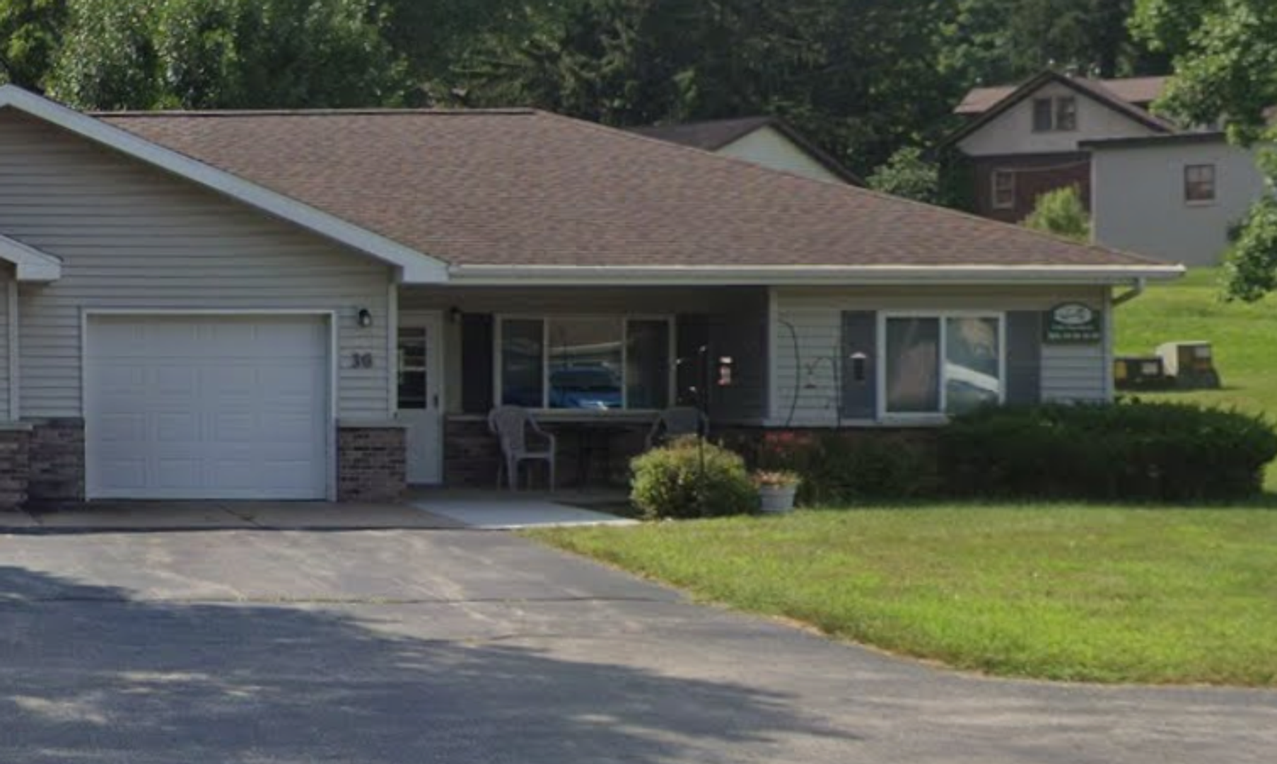 la Crosse Apartment: 4305 Fireclay Ct.