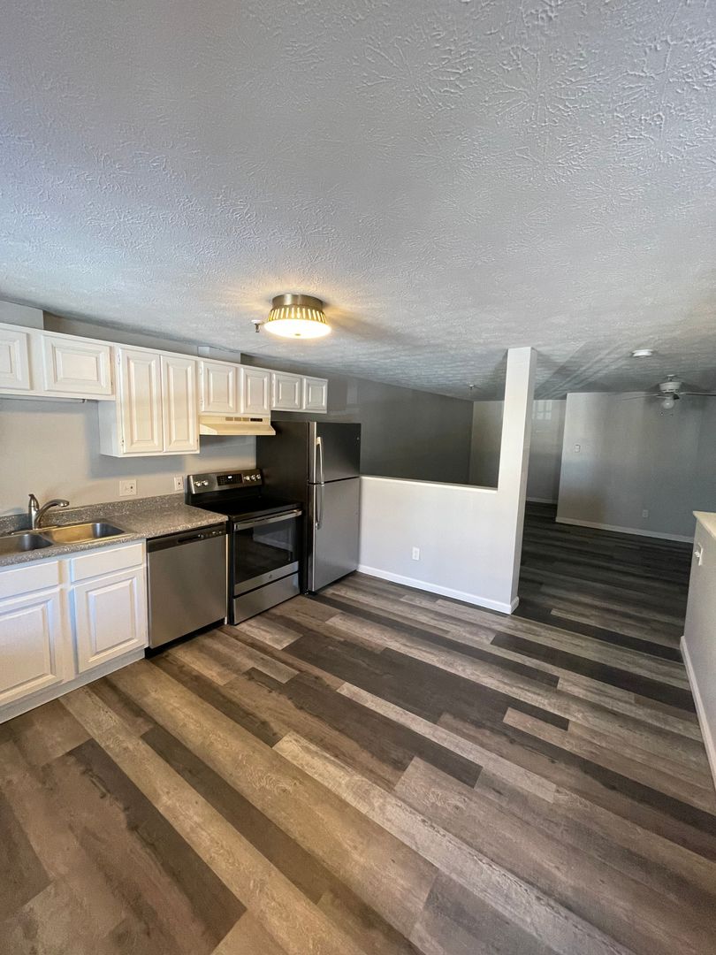 Biddeford Apartment: 24 State Street