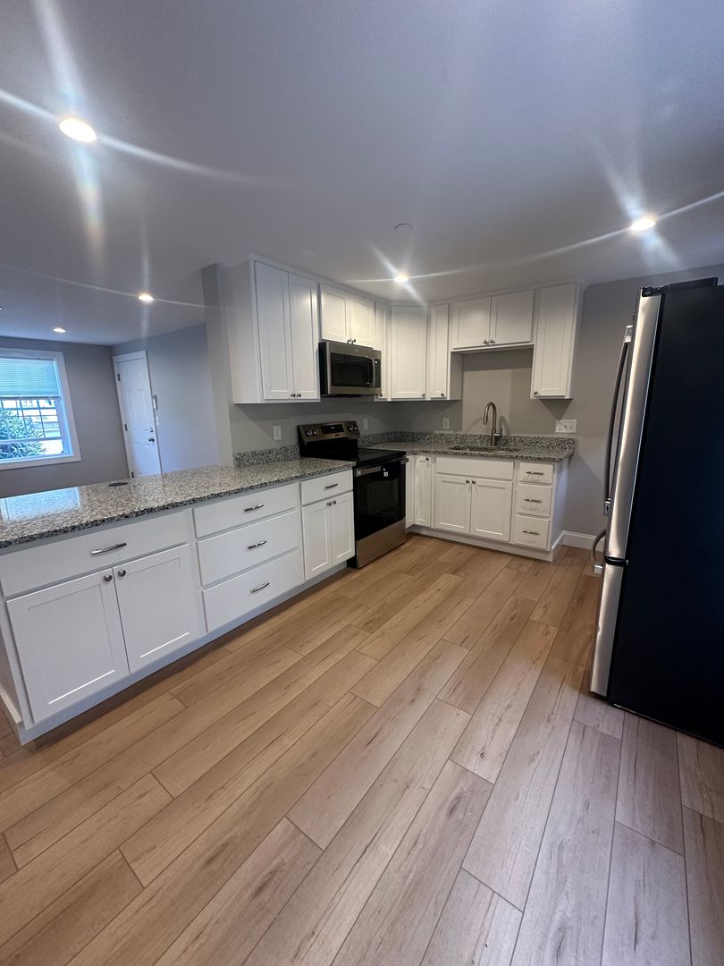 Saco Condo: 439 Main Street