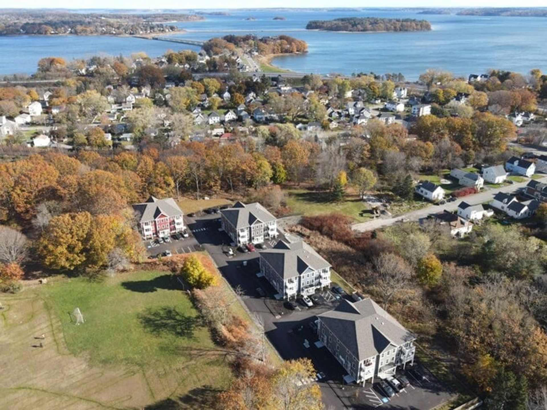 Portland Apartment: 48 Winchester Drive  - 48-304
