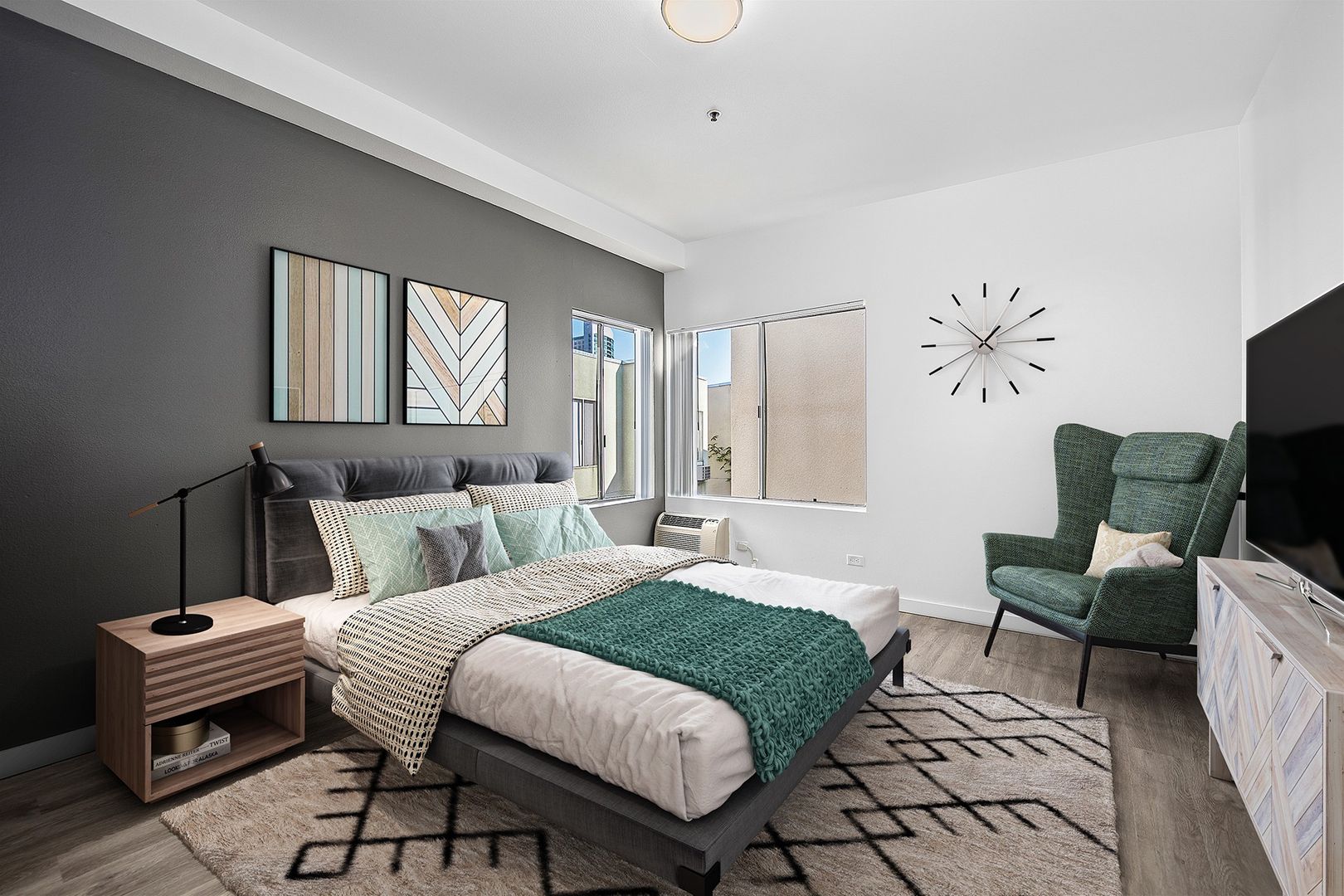 San Diego Apartment: 222 J Street