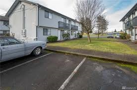 Cozy Two Bedroom Apartment Close To Downtown Buckley