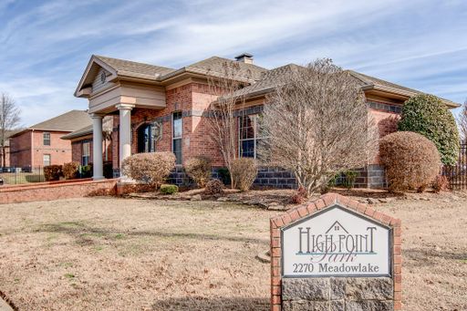 2270 Meadowlake Rd, # 1114 – photo 1