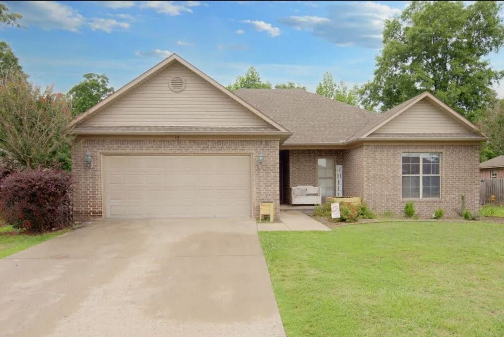 Conway Apartment: 1307 Main Street