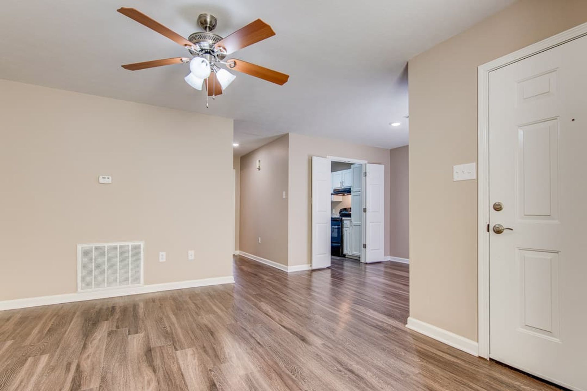 Conway Apartment: 2955 Becky Rd.