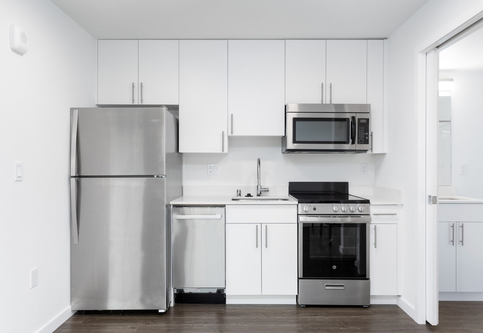 Seattle Apartment: 4727 12th Ave NE