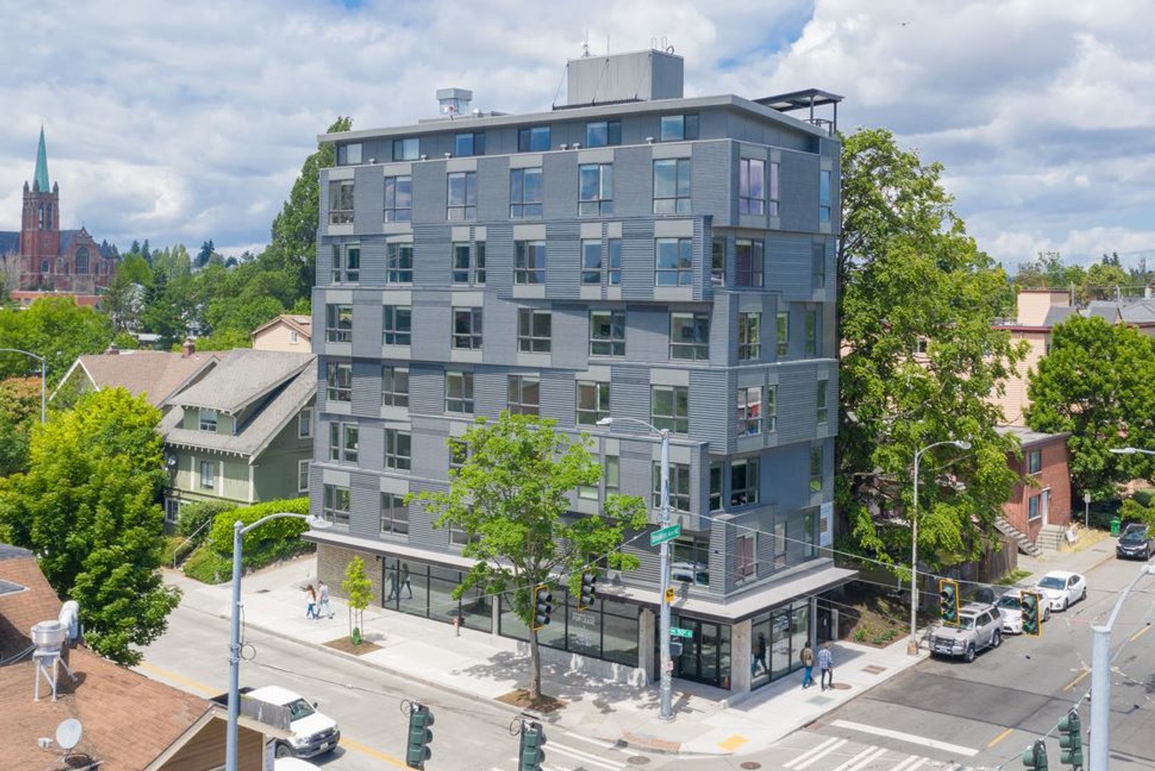 Seattle Apartment: 5001 Brooklyn Ave NE