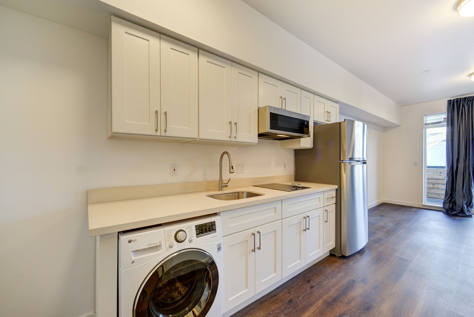 Seattle Apartment: 2508 N 50th St