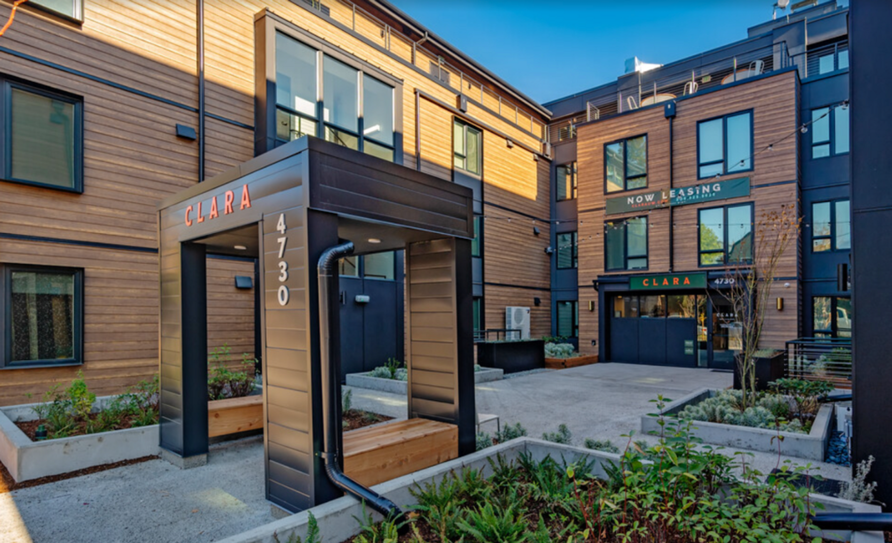 Seattle Apartment: 4730 19th Ave NE