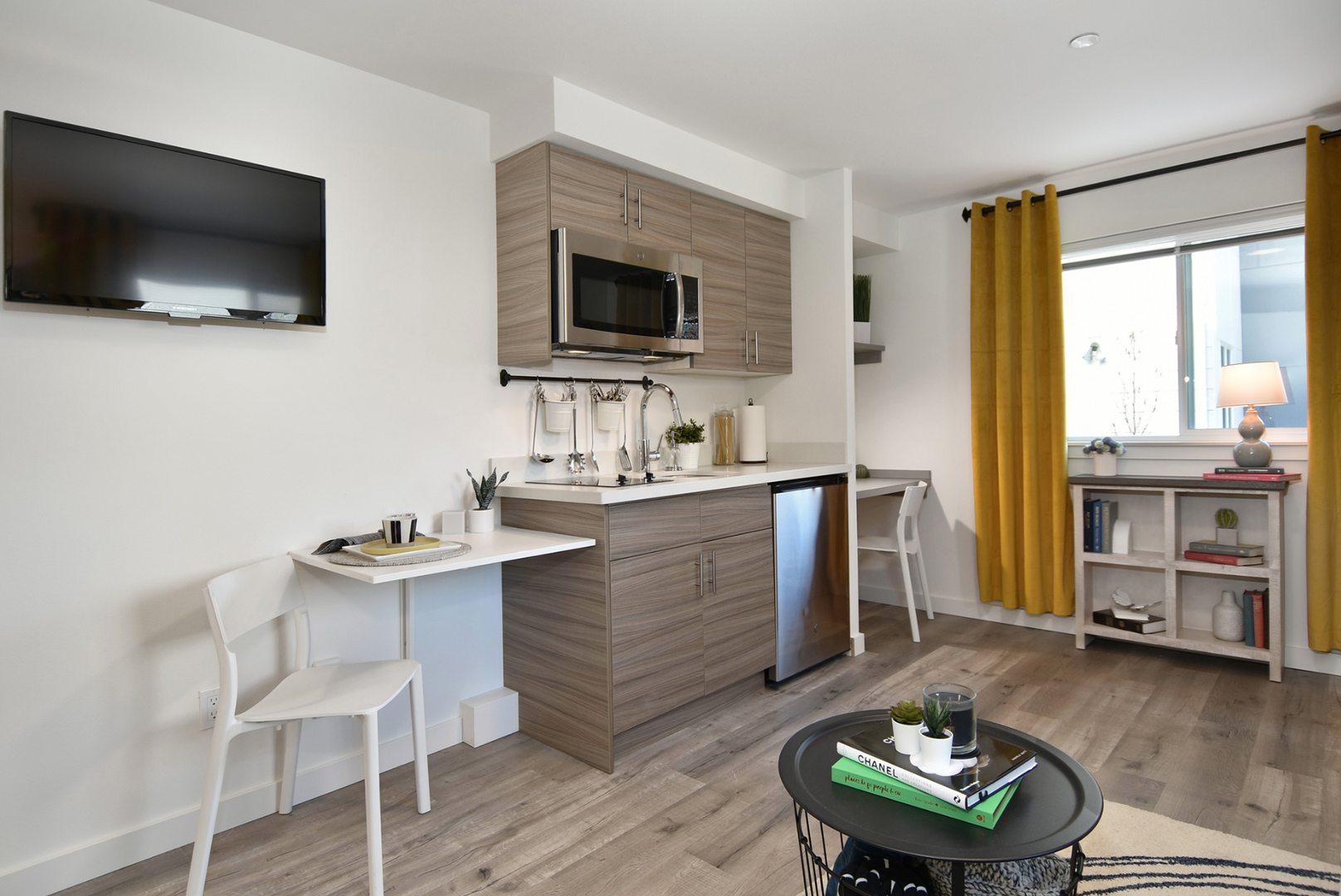 Seattle Apartment: 4536 20th Ave NE