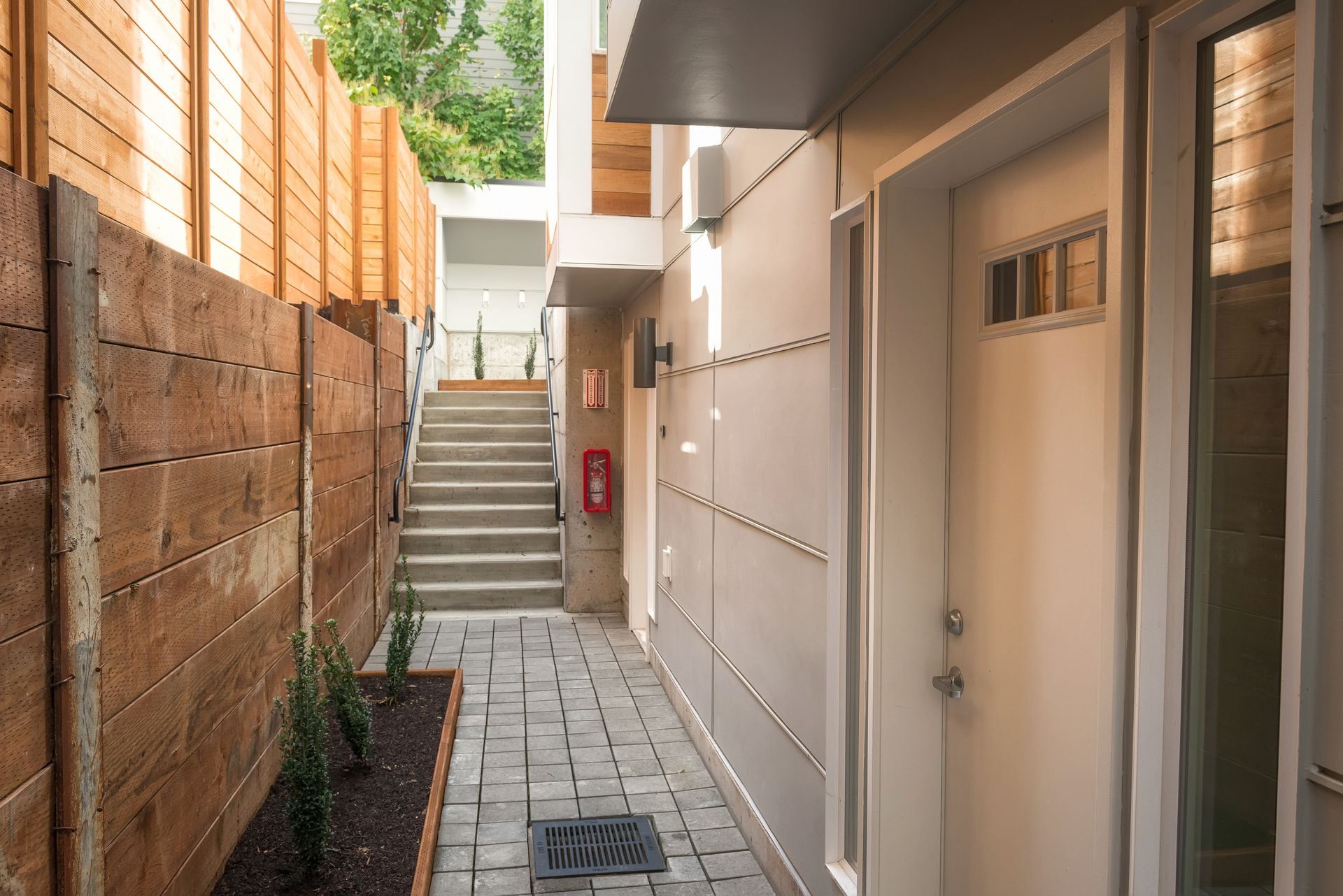 7th Ave Place 4229 7th Avenue NE 8 of 12