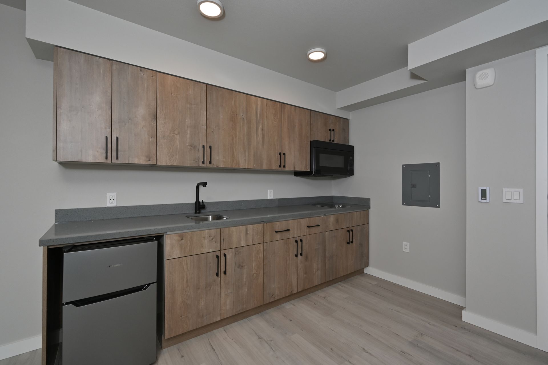 Clara 4730 19th Ave NE 11 of 12