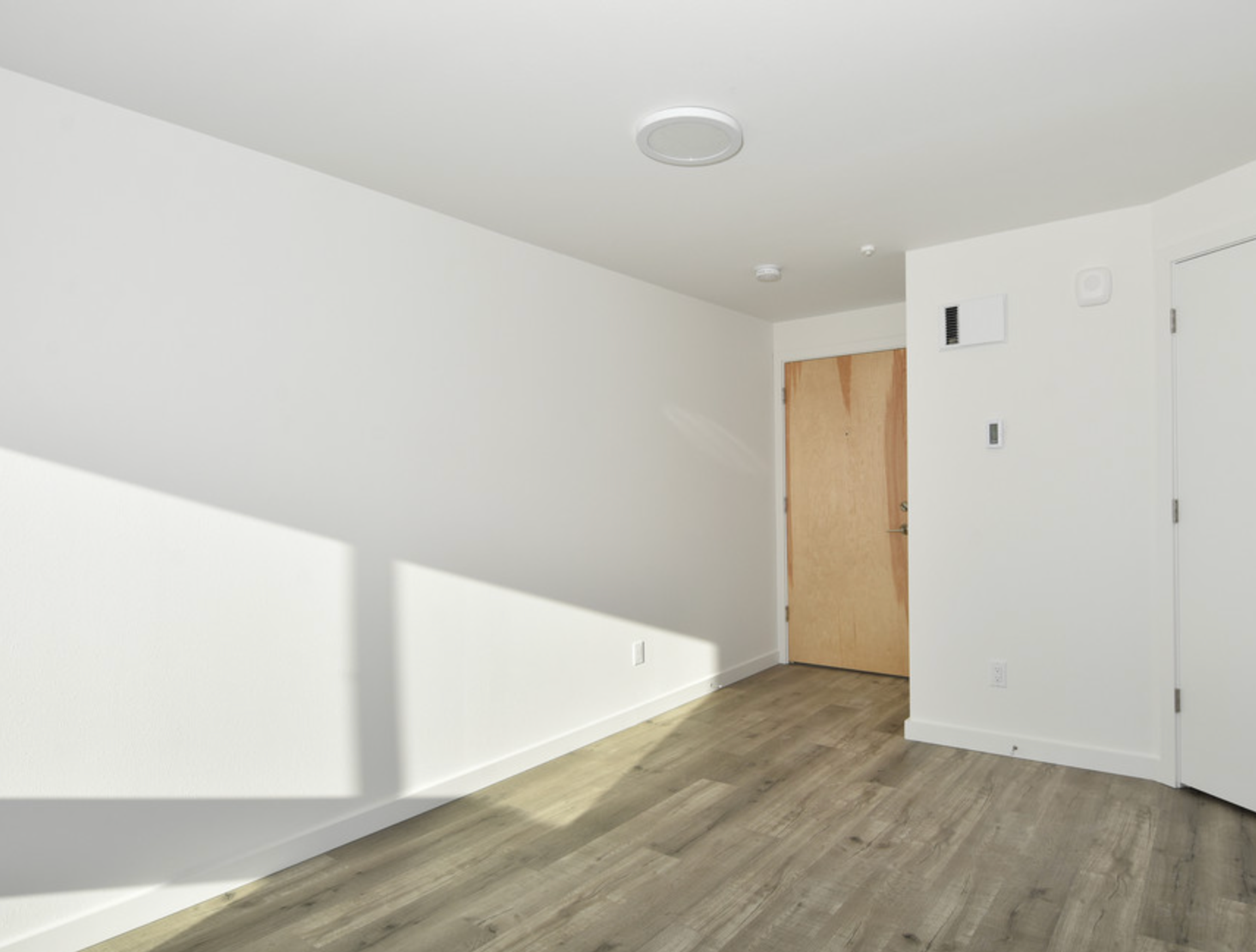 U20 Apartments 4536 20th Ave NE 10 of 12