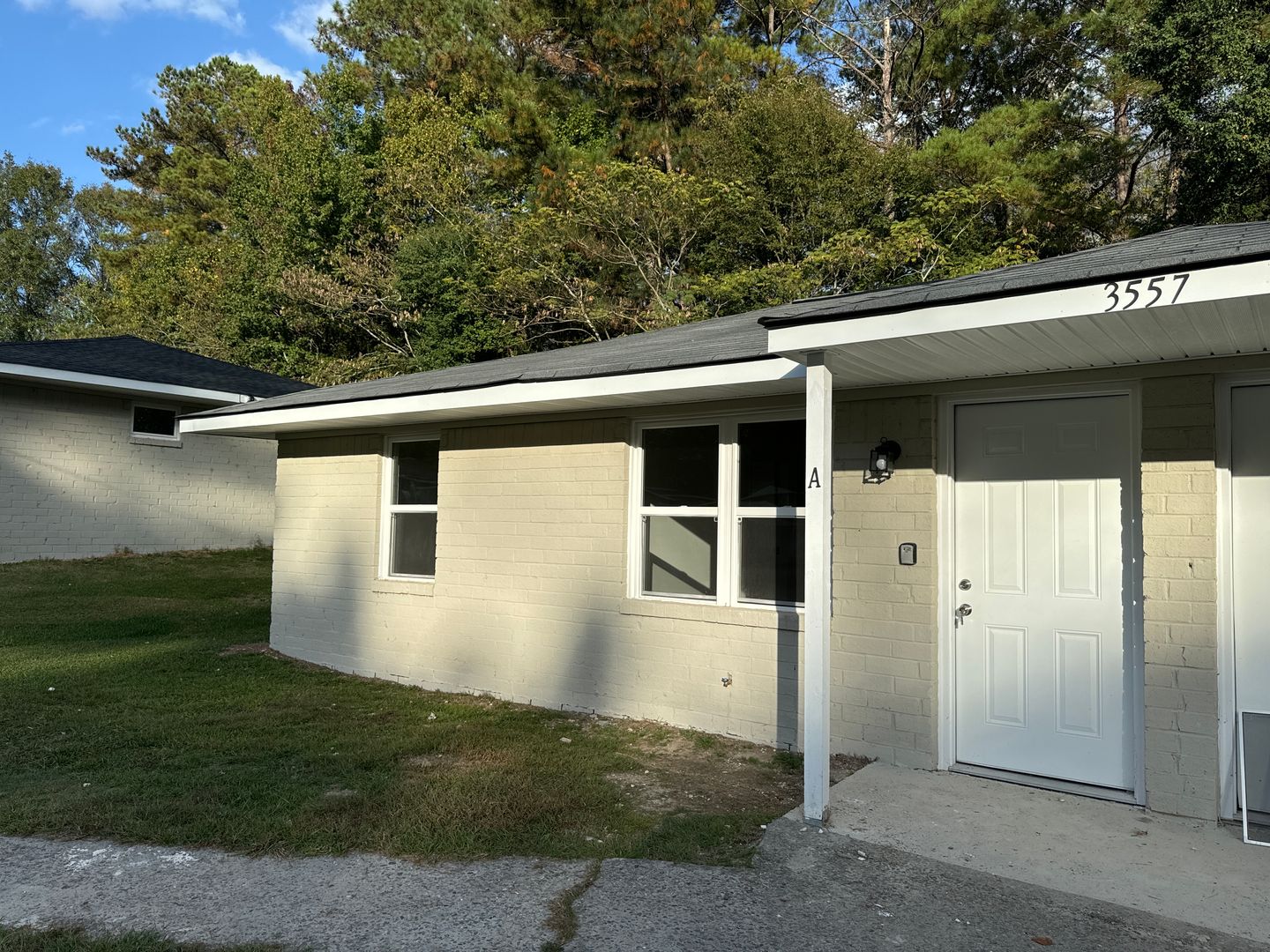 Macon Apartment: 3557 Fair Street