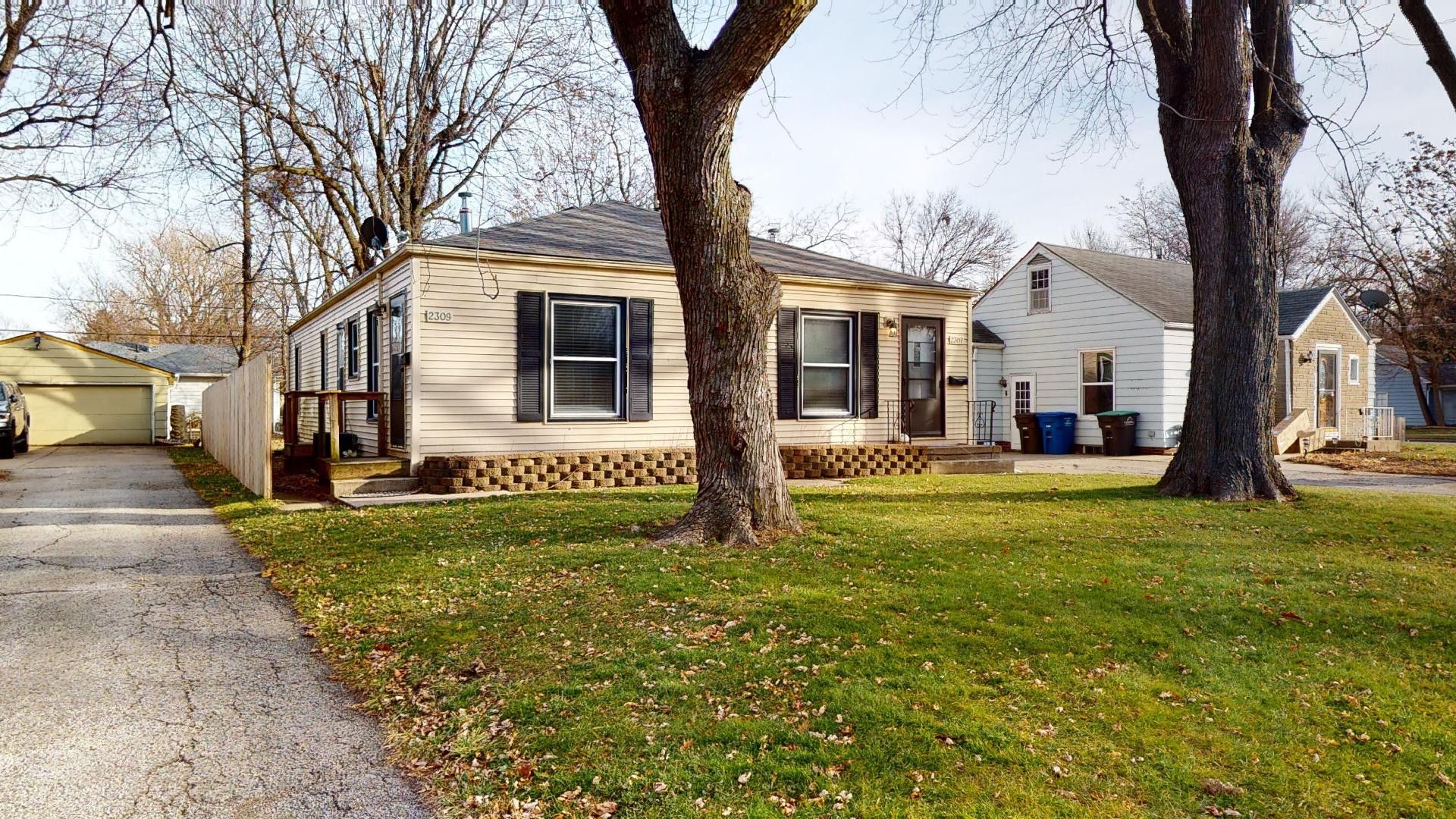 Des Moines House: 2309 37th Street