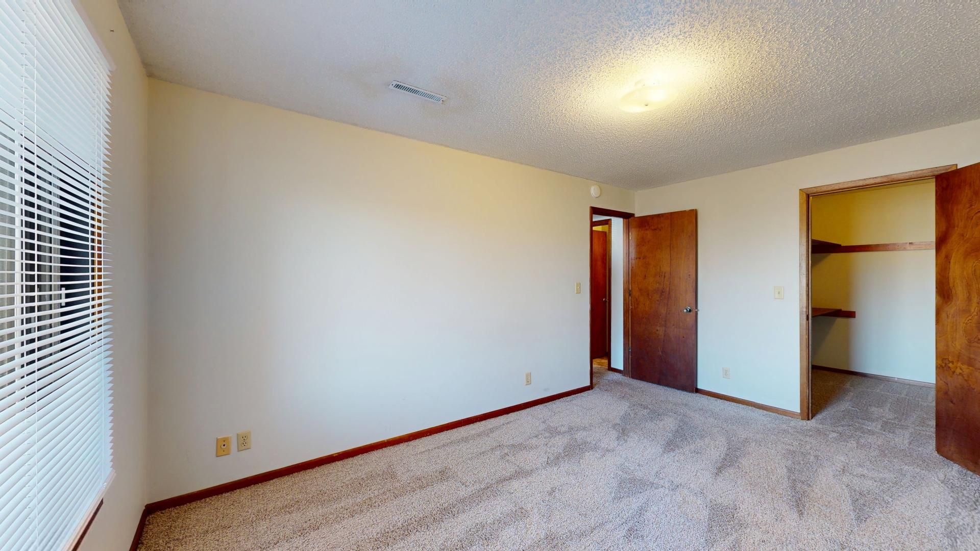 3500 Grand Ave 6 of 10