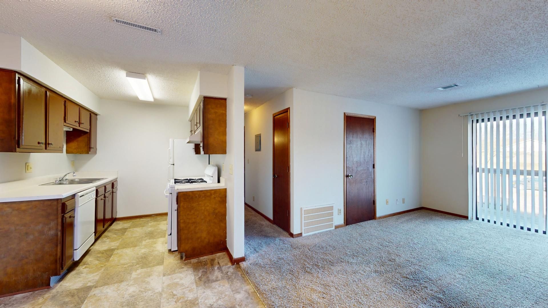 3500 Grand Ave 4 of 10