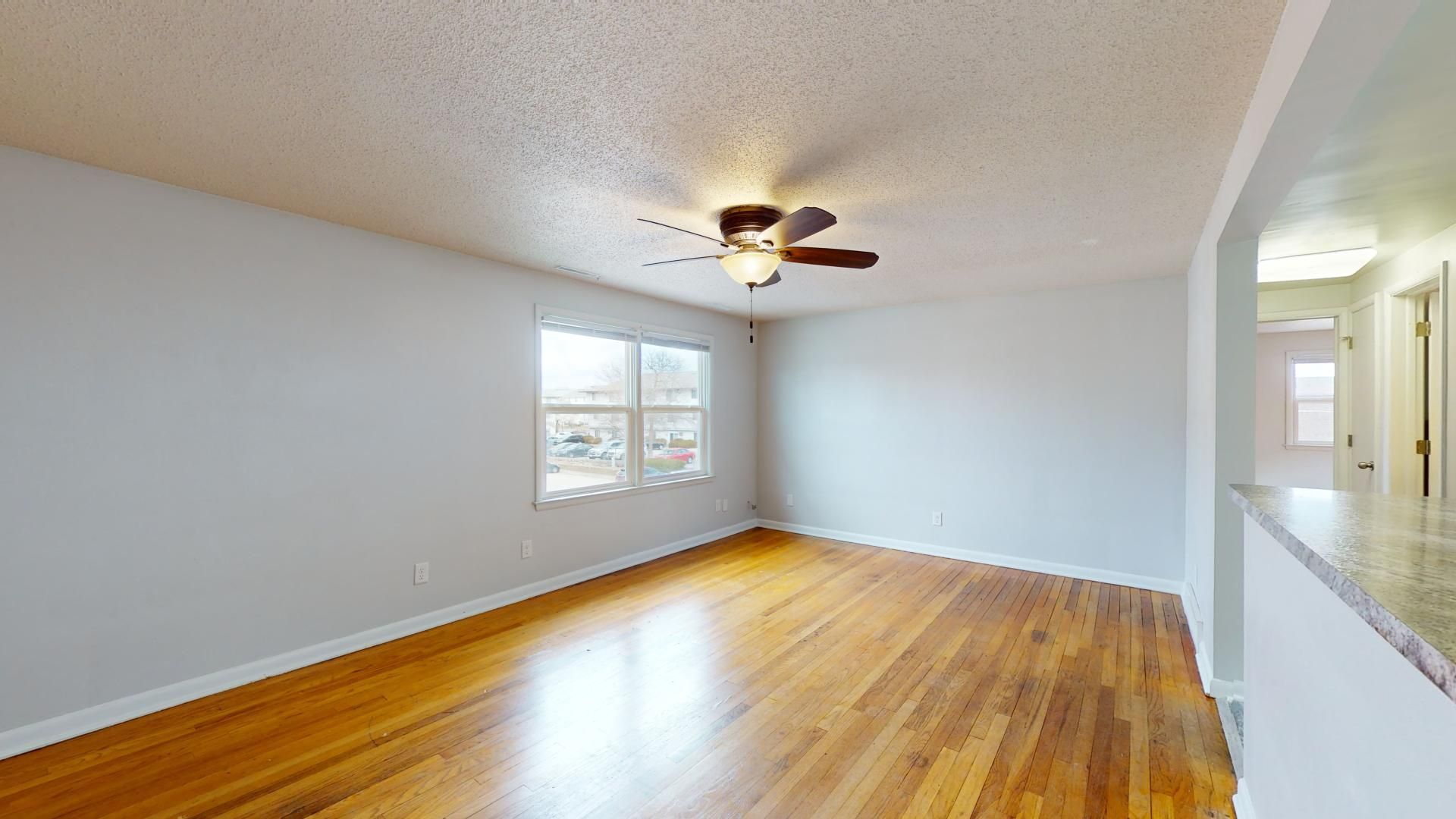 136 Campus Ave 4 of 12