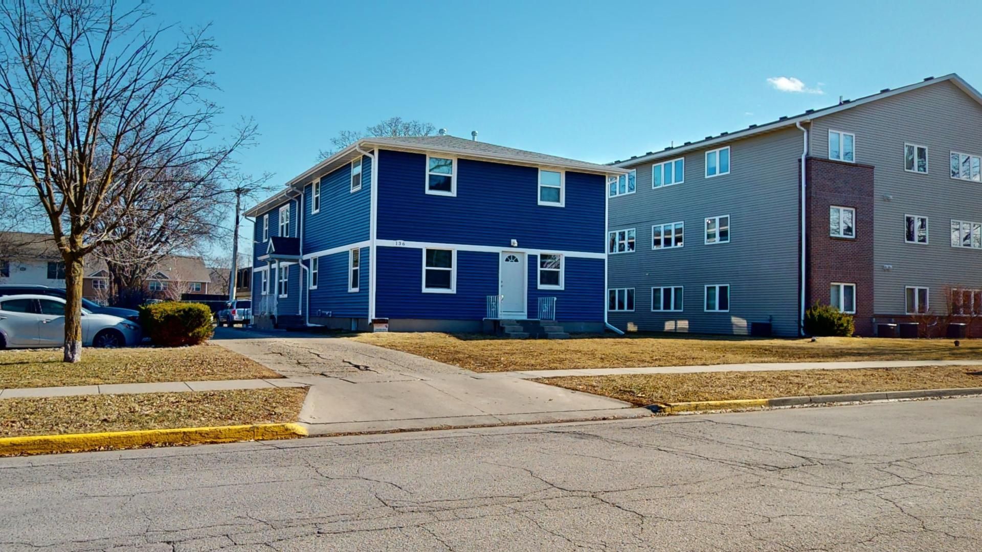 Ames Apartment: 136 Campus Avenue