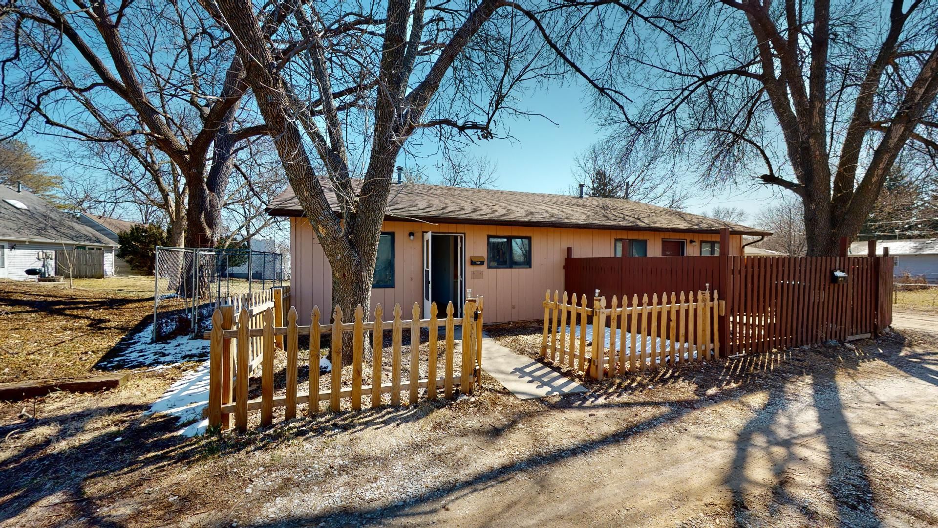 Ames House: 4008 Ontario Street