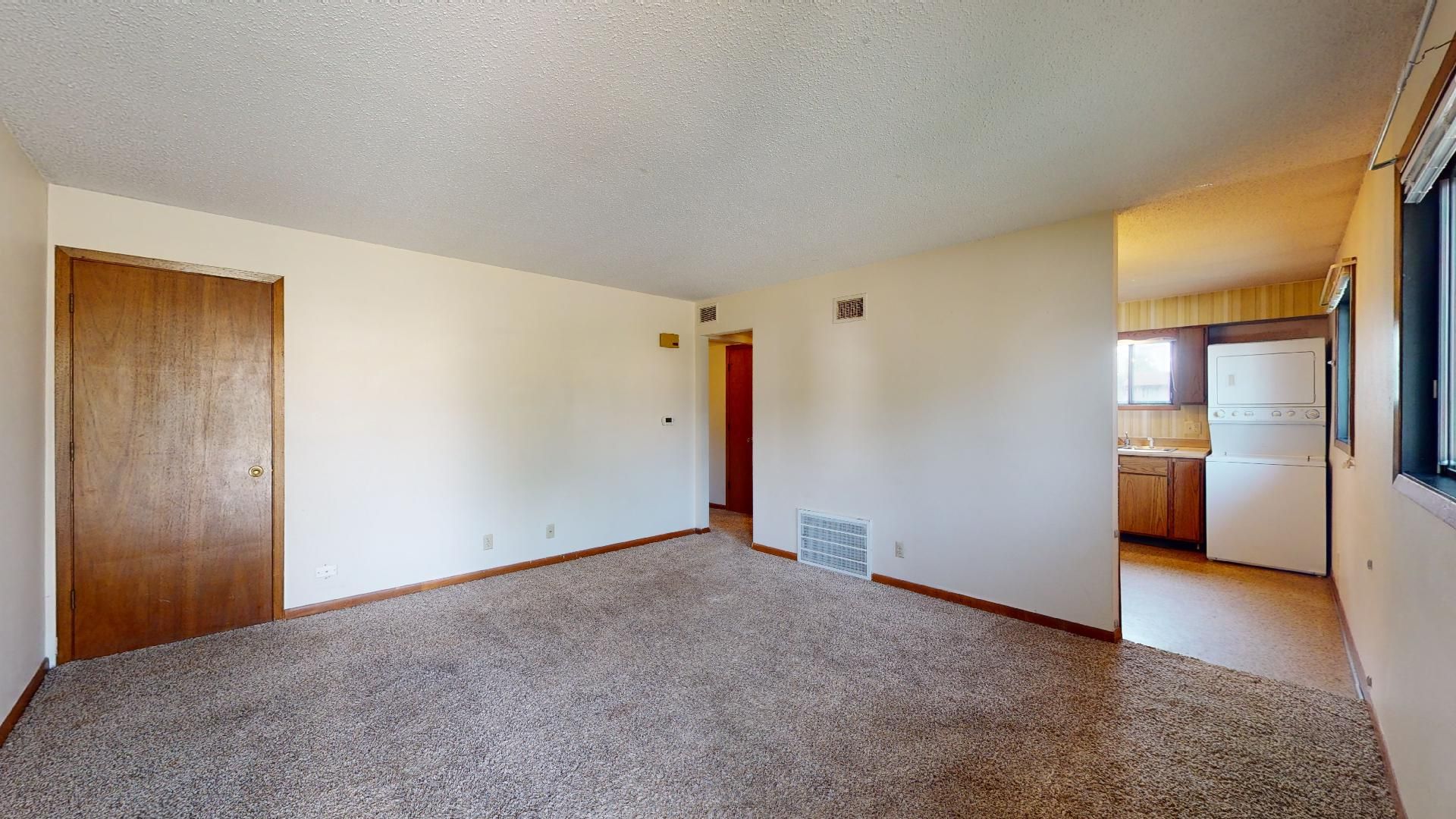 Ames Apartment: 4400 Castlewood Place