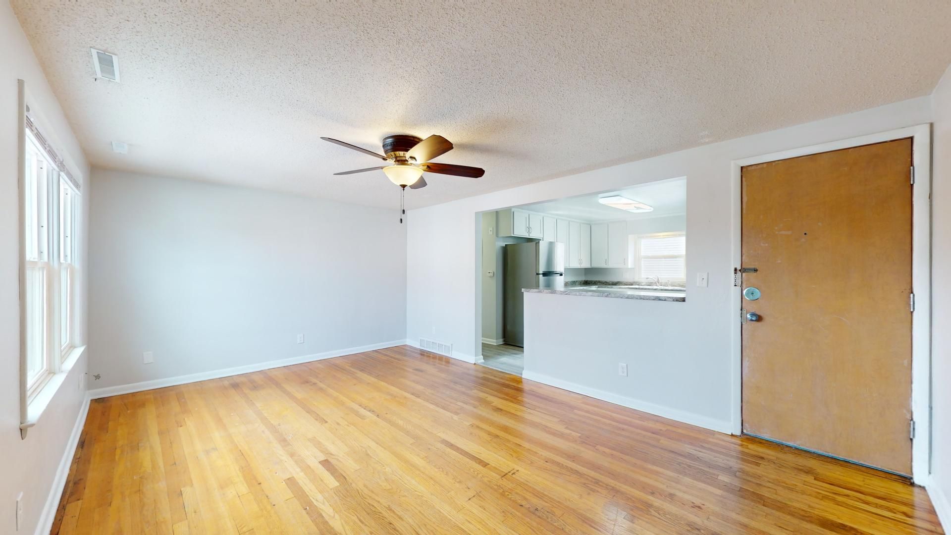 136 Campus Ave 5 of 12