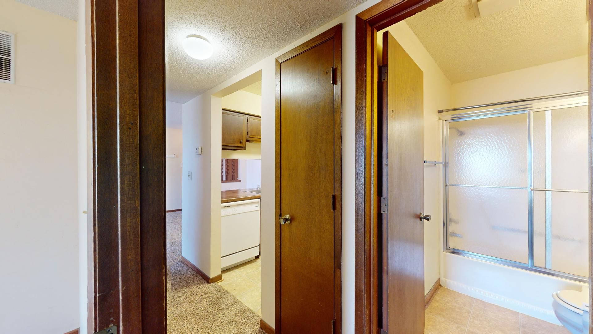 3500 Grand Ave 9 of 12