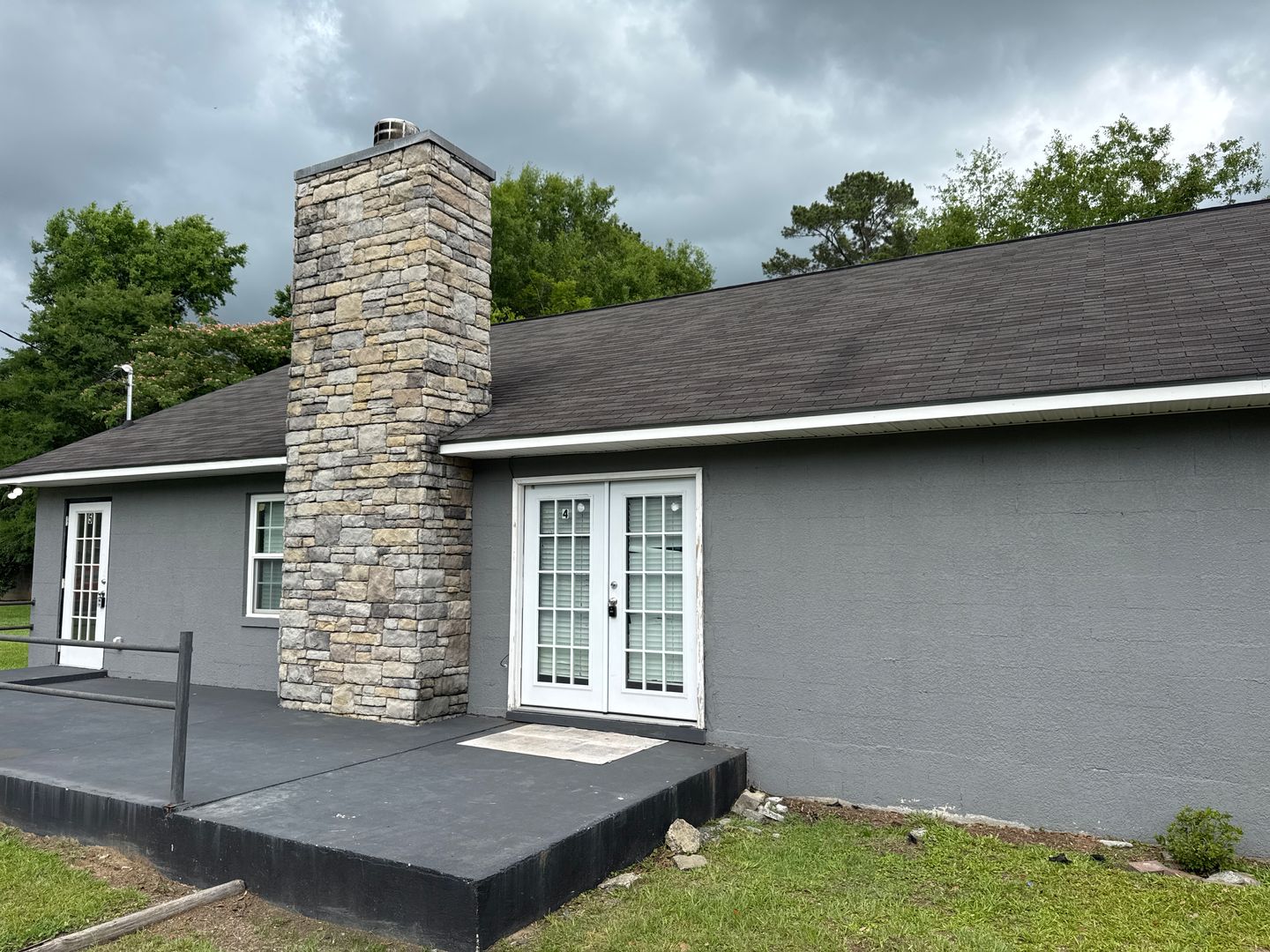 Dublin Apartment: 407 W Moore St