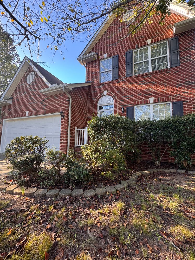 Fabulous 4BR 2.5 Home 