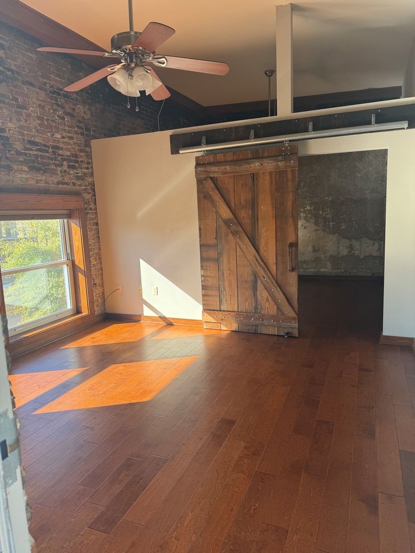 Tupelo Apartment: 210 West Main