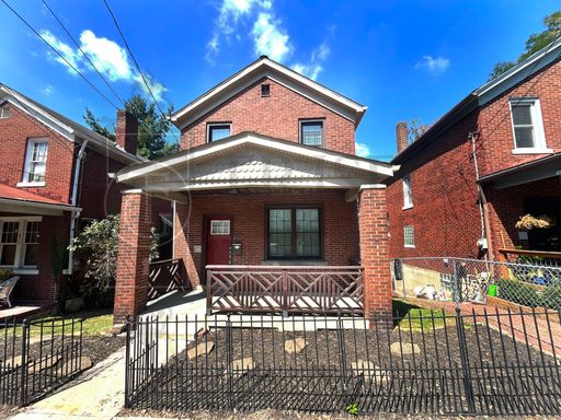 Avail Oct 1st: Mt Washington Single Family Home, Yard, In Unit Laundry, DW, AC, Laminate Floors, Pets OK! – photo 1