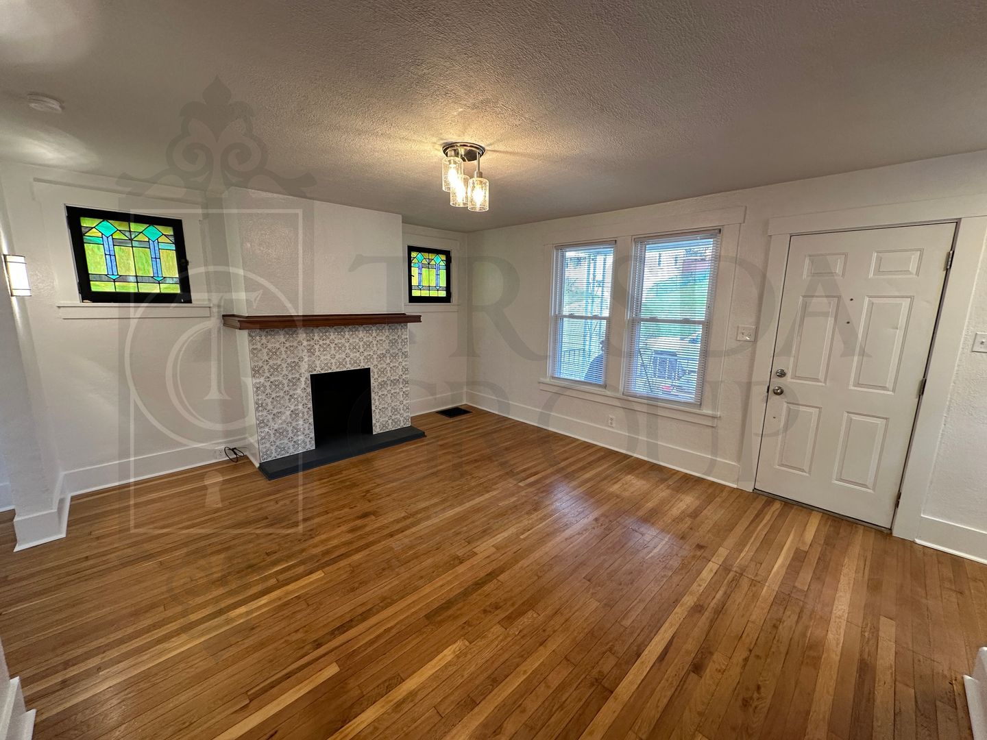 Pittsburgh House: 2244