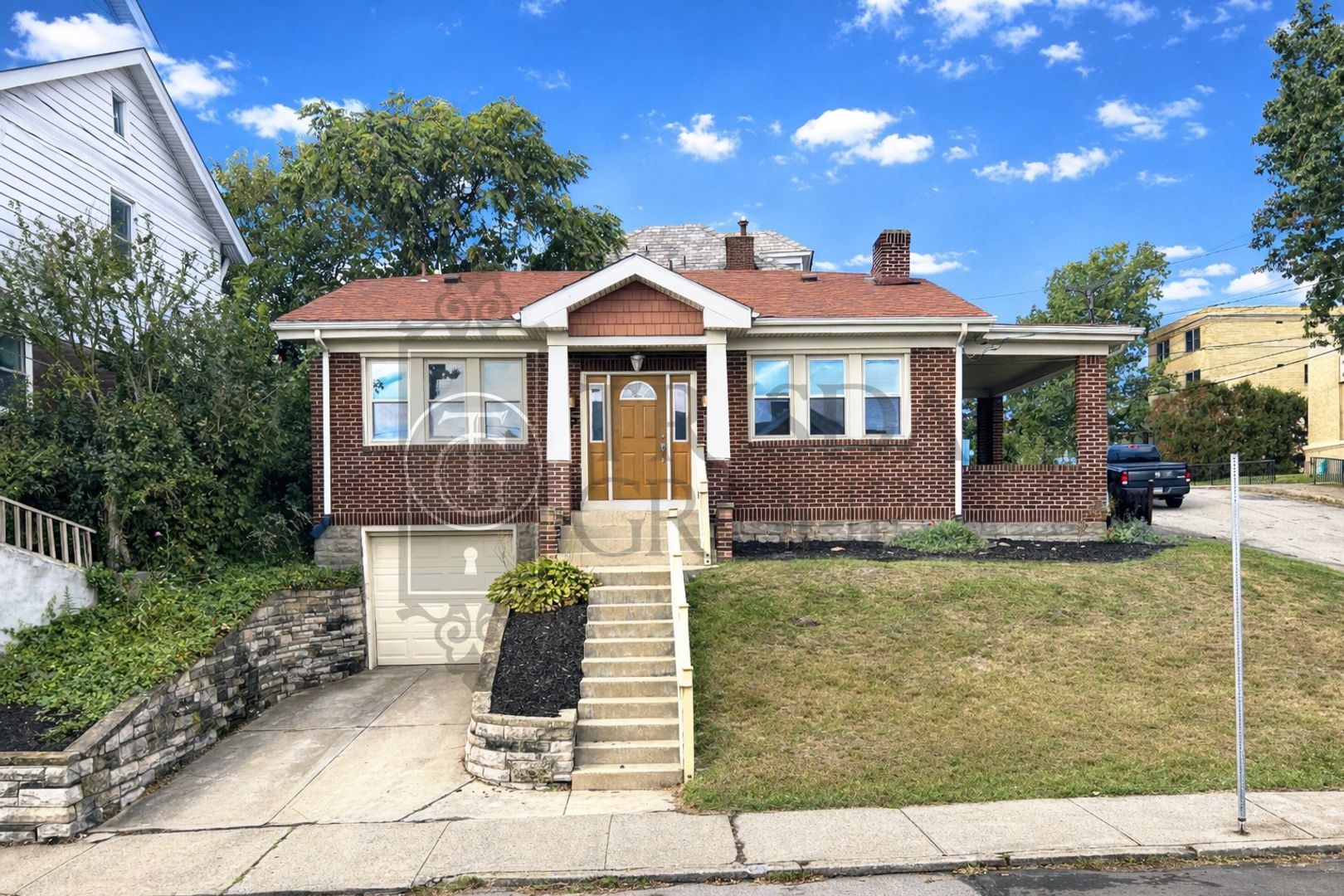 Pittsburgh House: 2614