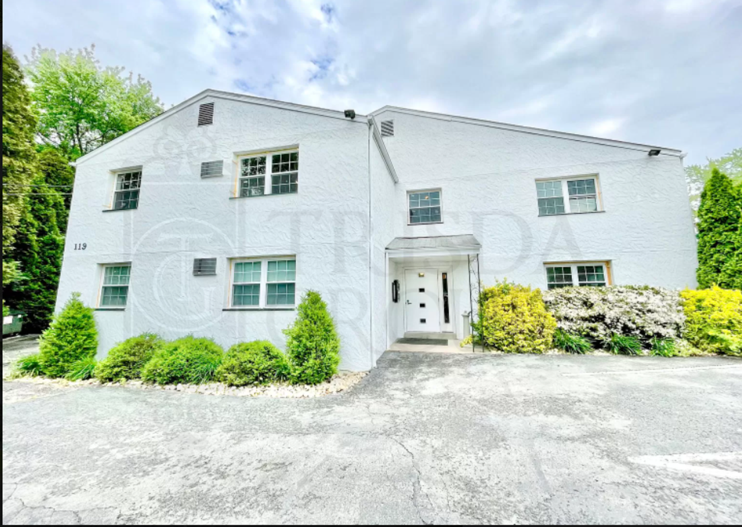 Carnegie Apartment: 119