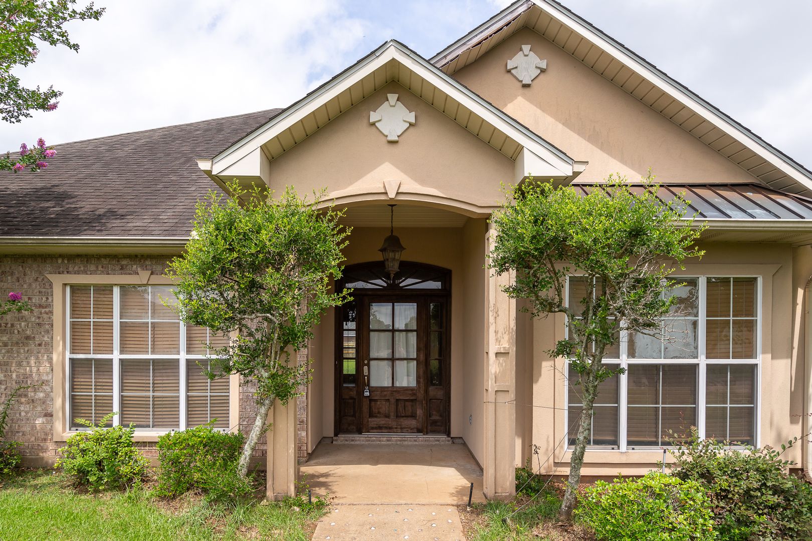 ALEXANDRIA House: 6102 Coty Dr