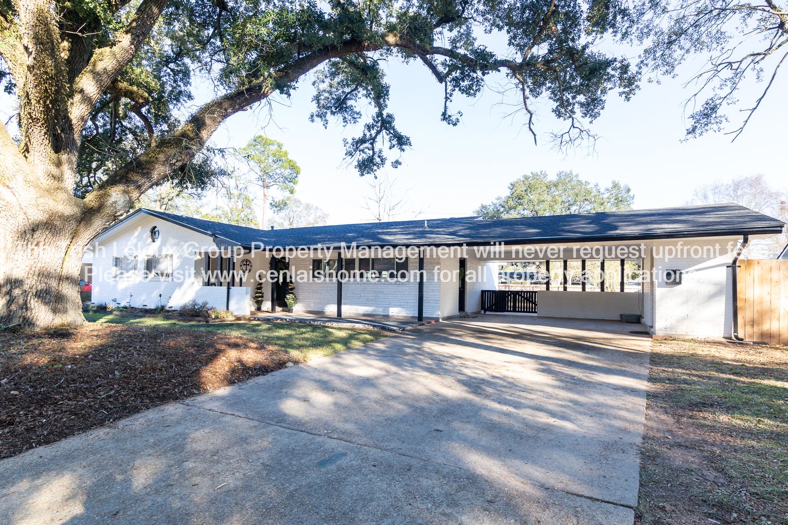 Alexandria House: 5703 Navaho Trail