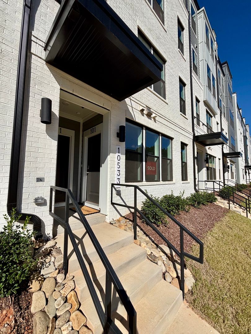 Raleigh Condo: 10533 Pleasant Branch Drive