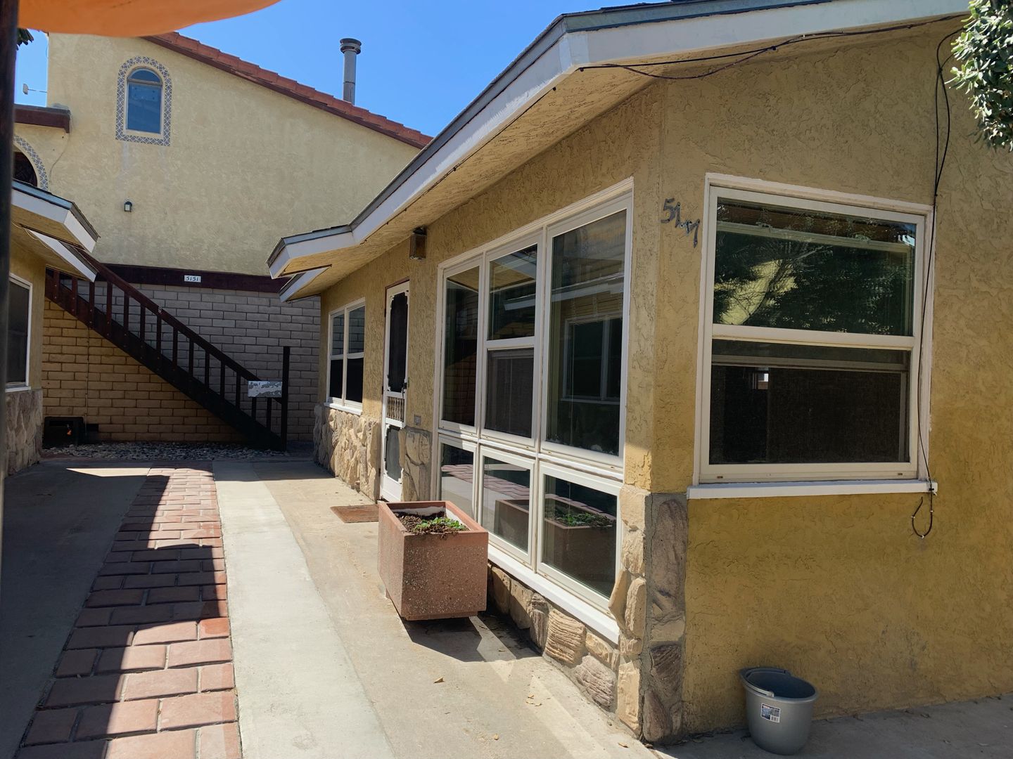 San Diego Apartment: 5143-5151 Brighton Avenue