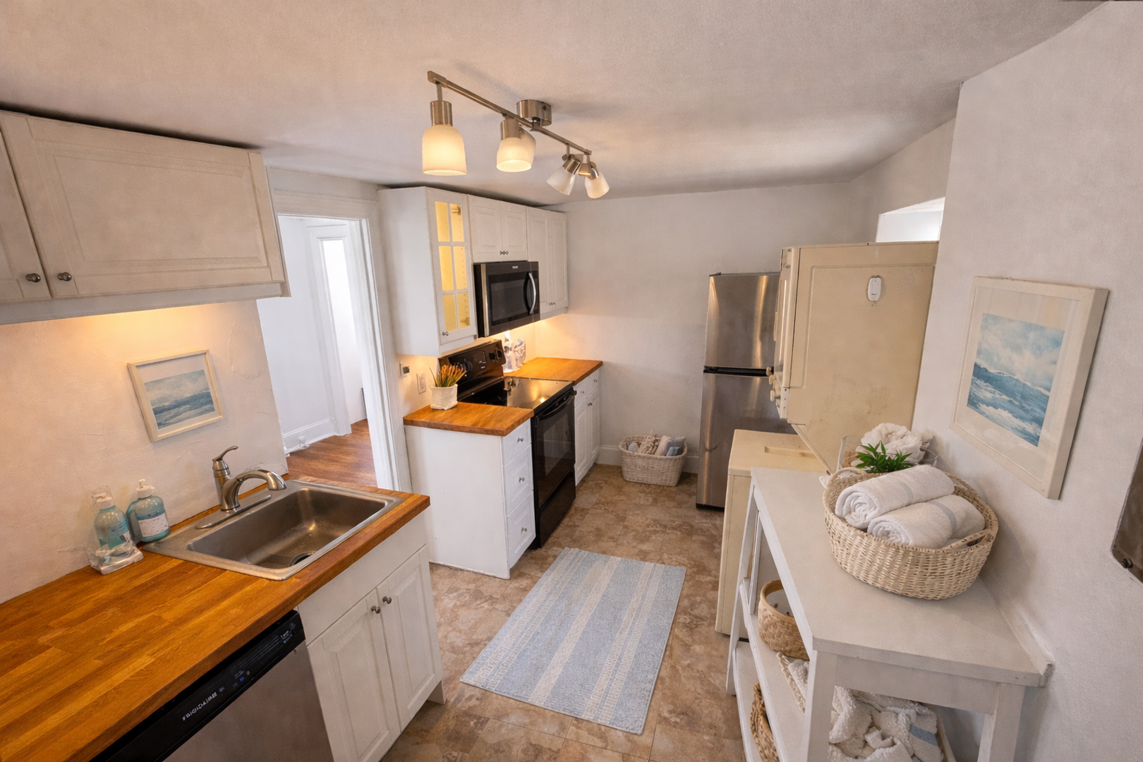 Berwyn Apartment: 282 Cassatt Rd.