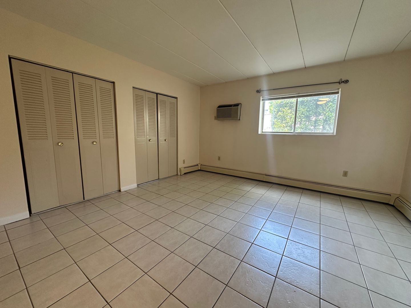 Quincy Apartment: 225 Independence Ave