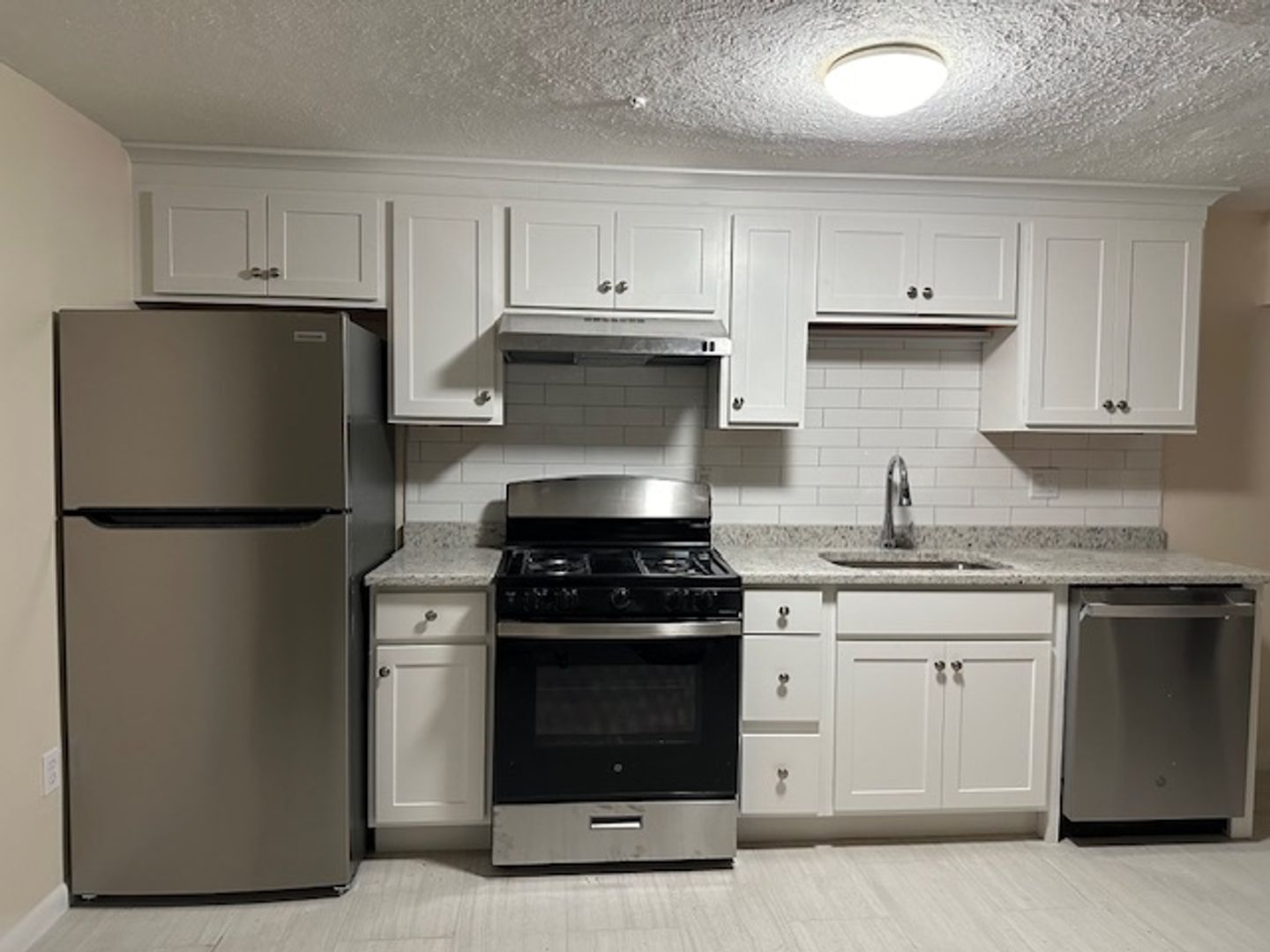 Quincy Apartment: 362 Centre St