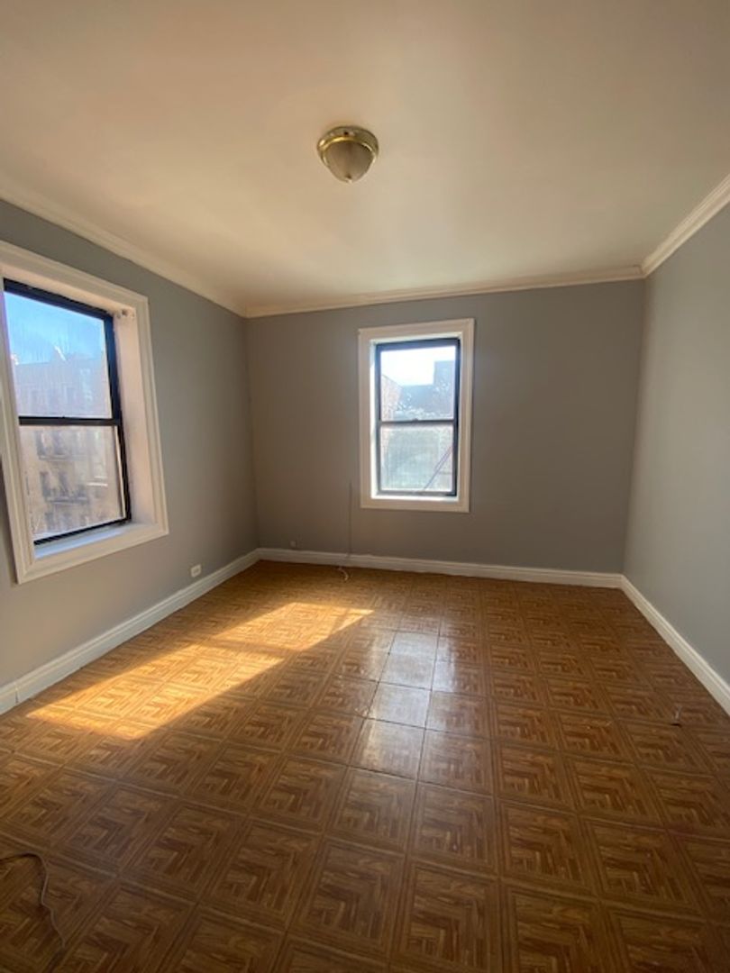 New York Apartment: 621 West 188th Street